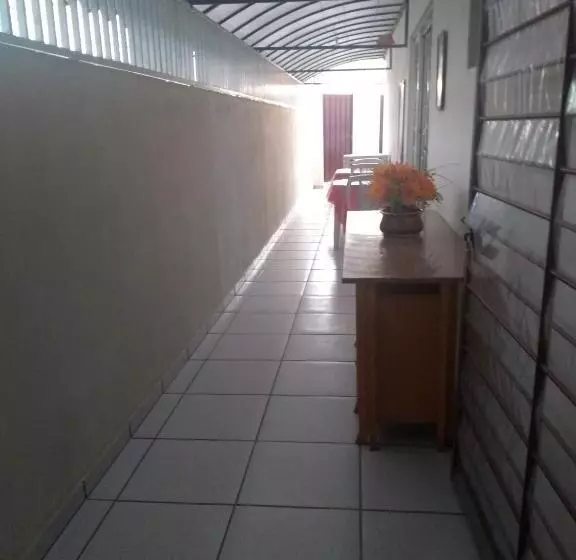 ユースホステル Condomínio Da Fé Morada Dos Arcanjos & Associados