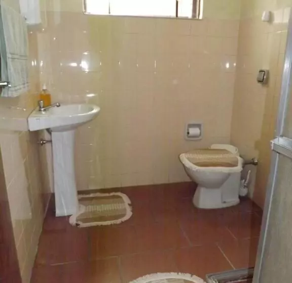 ユースホステル Condomínio Da Fé Morada Dos Arcanjos & Associados
