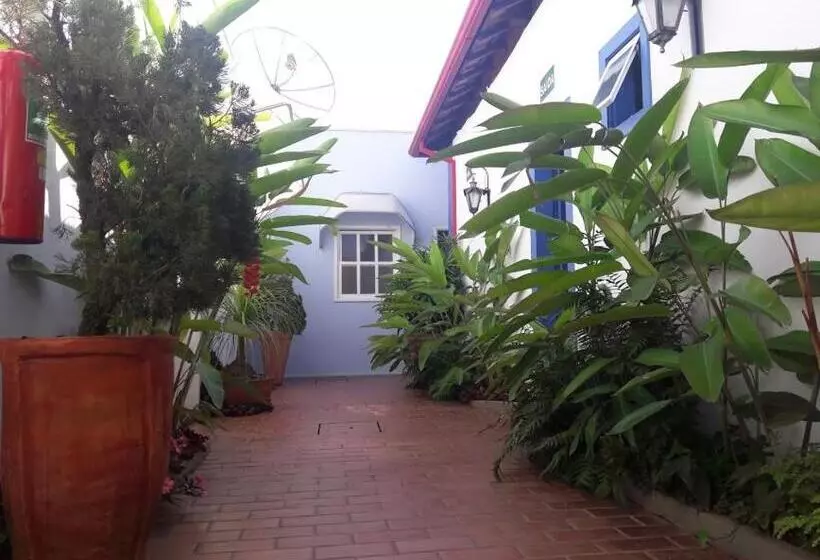 Retkeilymaja Pousada Manga Rosa