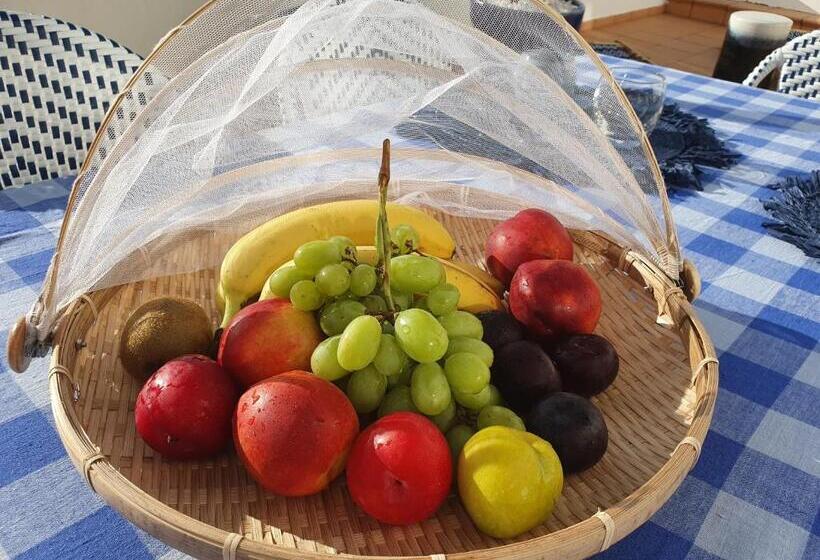 تختخواب و صبحانه Casinha Manta