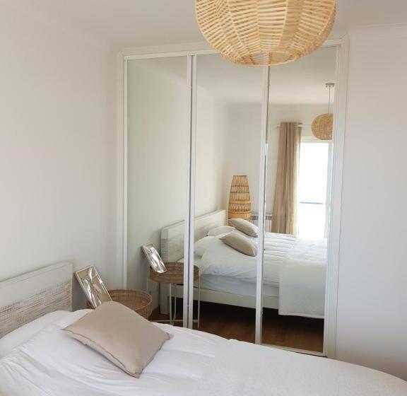 تختخواب و صبحانه Casinha Manta