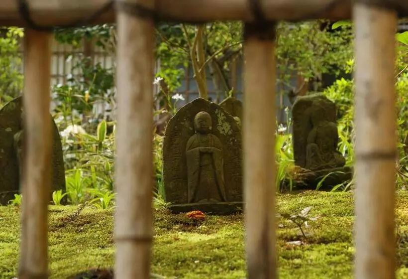 Aamiaismajoitus (B&B) 藤花楼 Kamakura