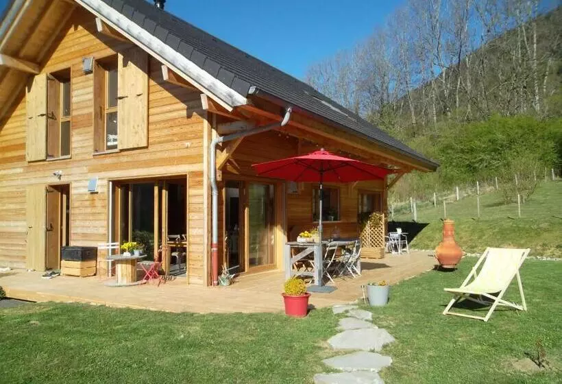 ベッドアンドブレックファースト La Buissonnière