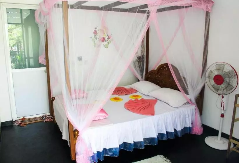 Aamiaismajoitus (B&B) Moon Light Guest