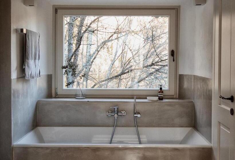 Bed and Breakfast Sala Di Tresana