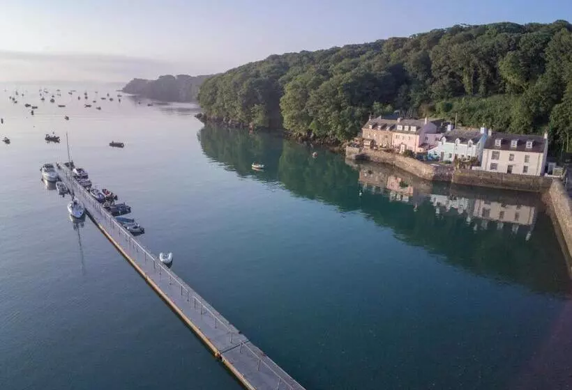 Fsc Dale Fort Hostel