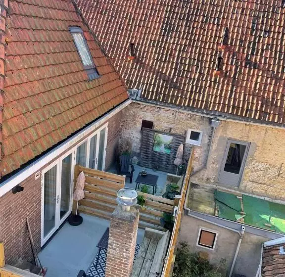 ホテル Dependance Anna S Zusje