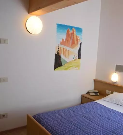 ホテル Garni Eden Bed And Breakfast