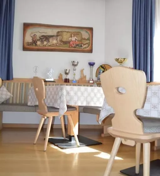 ホテル Garni Eden Bed And Breakfast