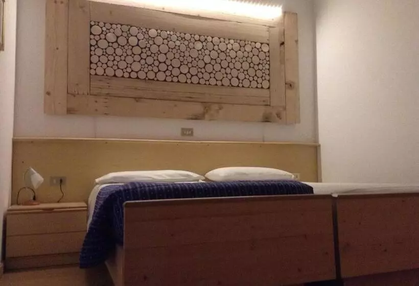 ホテル Garni Eden Bed And Breakfast