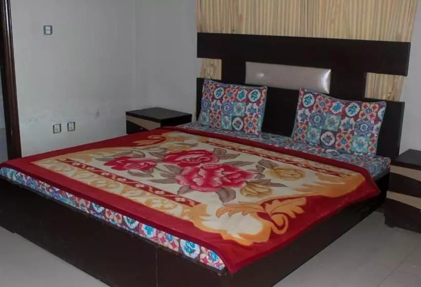 هتل Green Valley Bhurban Apartments