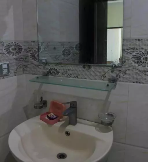 هتل Green Valley Bhurban Apartments