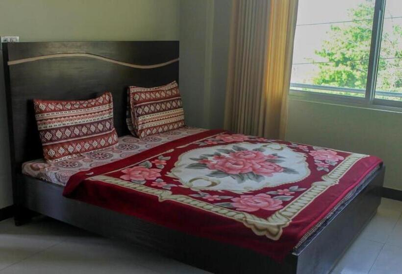 هتل Green Valley Bhurban Apartments