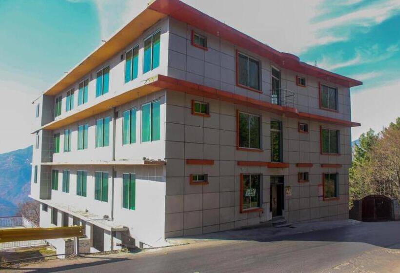 هتل Green Valley Bhurban Apartments