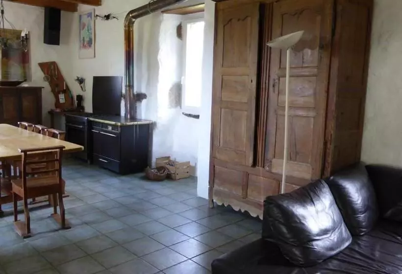 Hotelli Le Mas De La Siffleuse