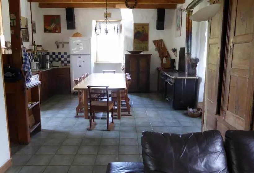 Hotelli Le Mas De La Siffleuse