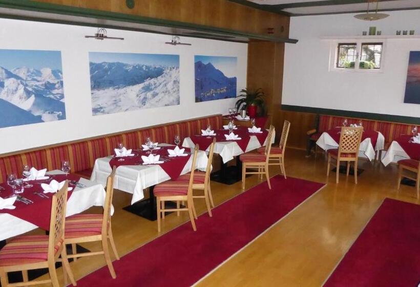 בית מלון כפרי Mosermandl