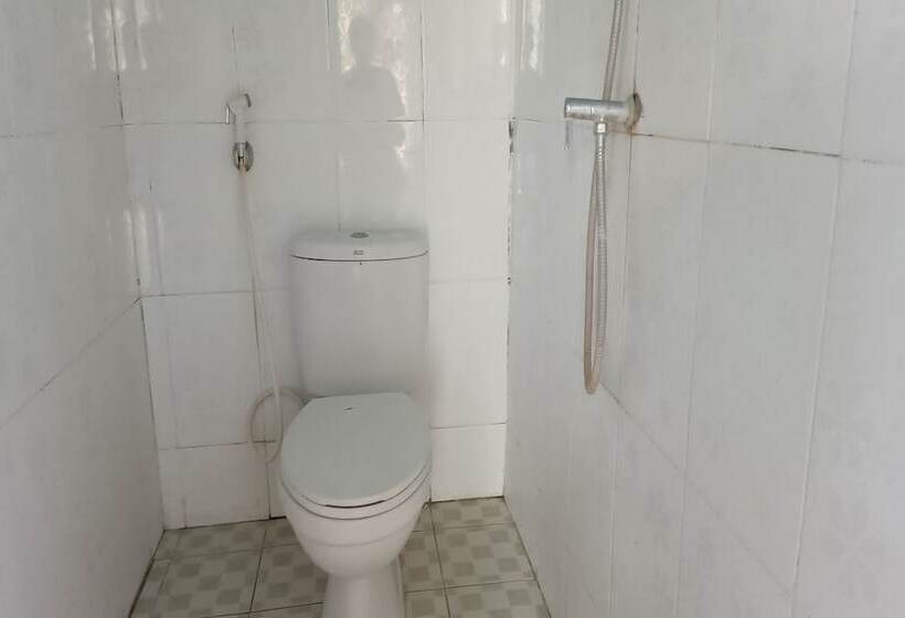 בית מלון כפרי Oyo 93359 Kawi Homestay