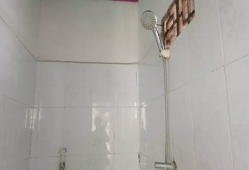 ホテル Oyo 93359 Kawi Homestay