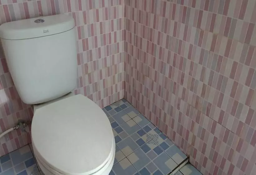 ホテル Oyo 93359 Kawi Homestay