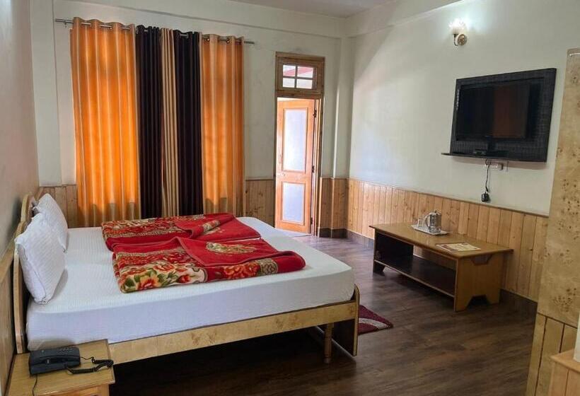 ホテル The White House