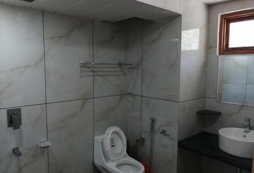 ホテル The White House