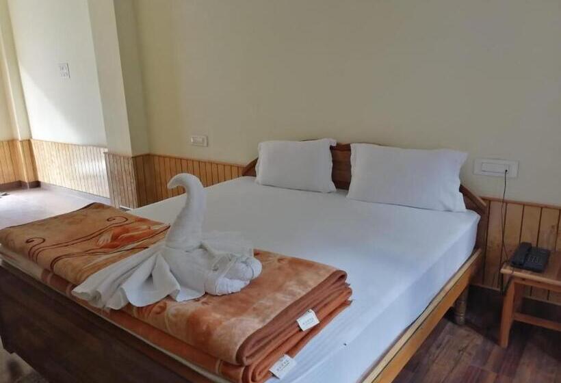 ホテル The White House