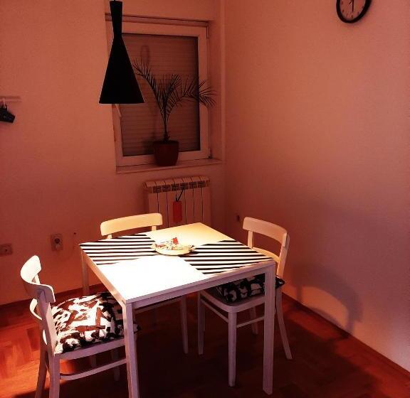 پانسیون Apartments Best City Place