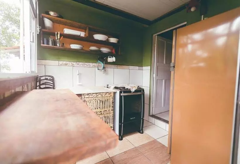 ペンション Chalés Caminhos Do Rosa