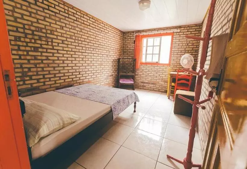 ペンション Chalés Caminhos Do Rosa