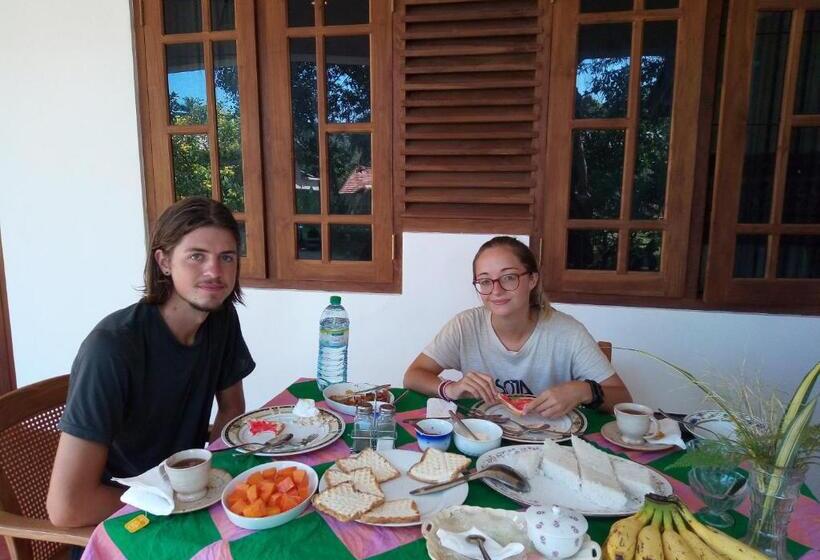 פנסיון Cinnamon House