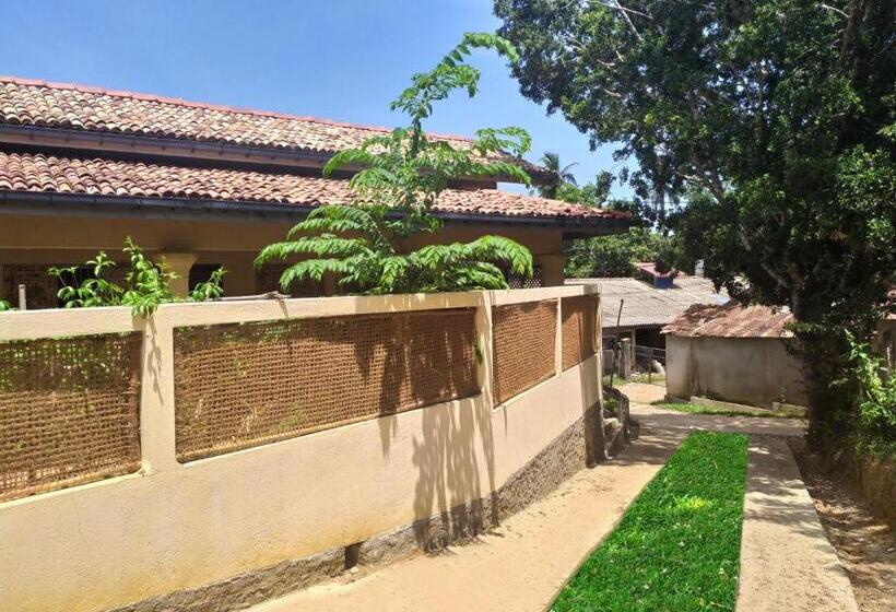 פנסיון Cinnamon House