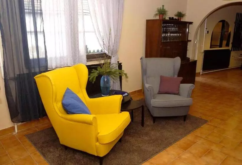 ペンション Ipoly Party Ház