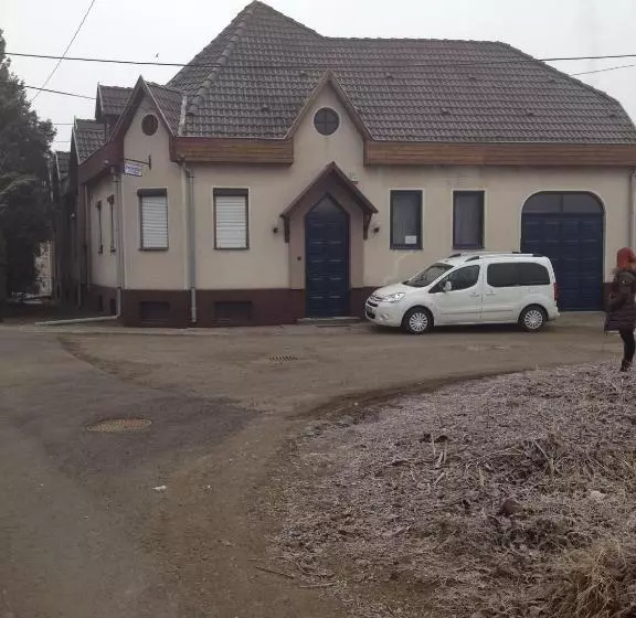 ペンション Ipoly Party Ház