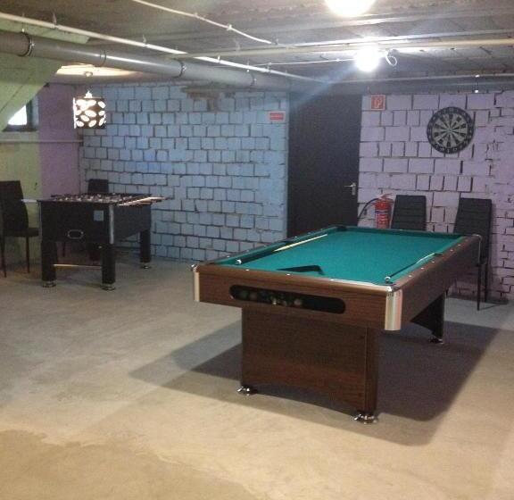 膳宿费 Ipoly Party Ház