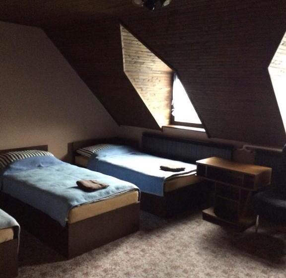 膳宿费 Ipoly Party Ház