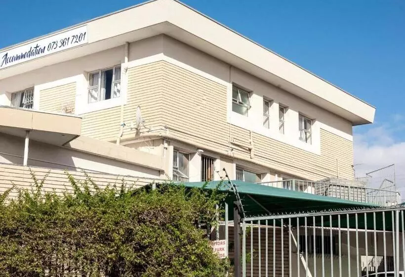 Majatalo Julinas Guesthouse