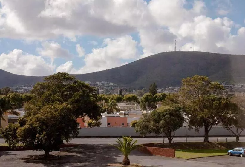 Majatalo Julinas Guesthouse