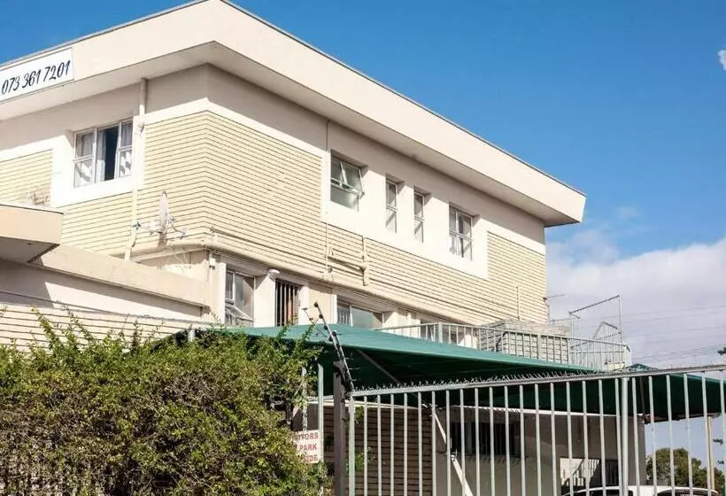 Majatalo Julinas Guesthouse