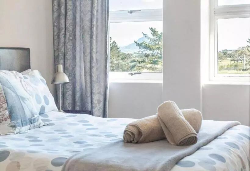 Majatalo Julinas Guesthouse