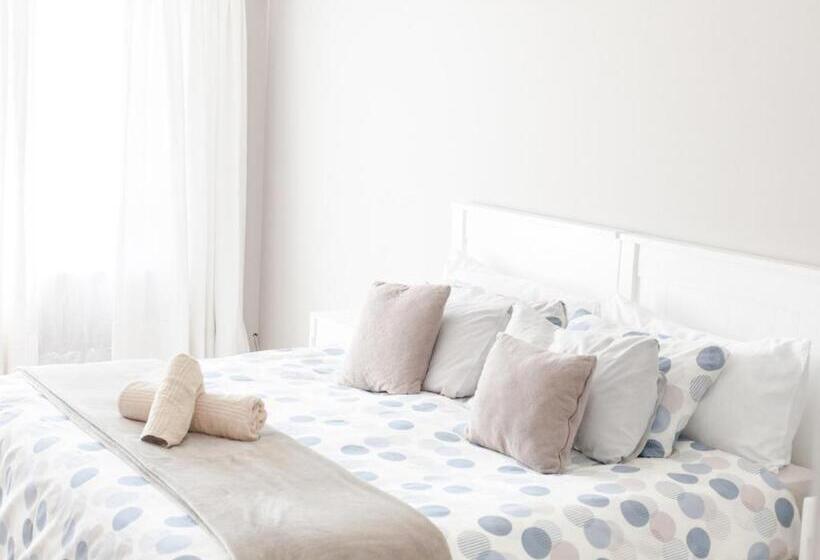 بنسيون Julinas Guesthouse