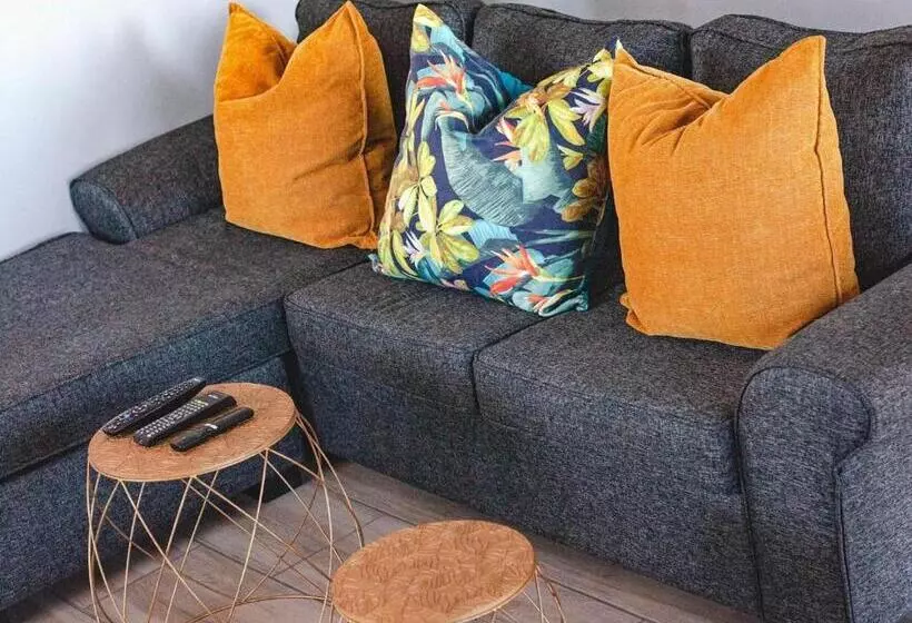 Majatalo Julinas Guesthouse