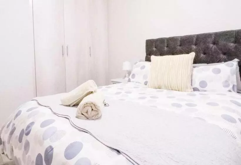 Majatalo Julinas Guesthouse