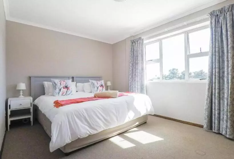 Majatalo Julinas Guesthouse