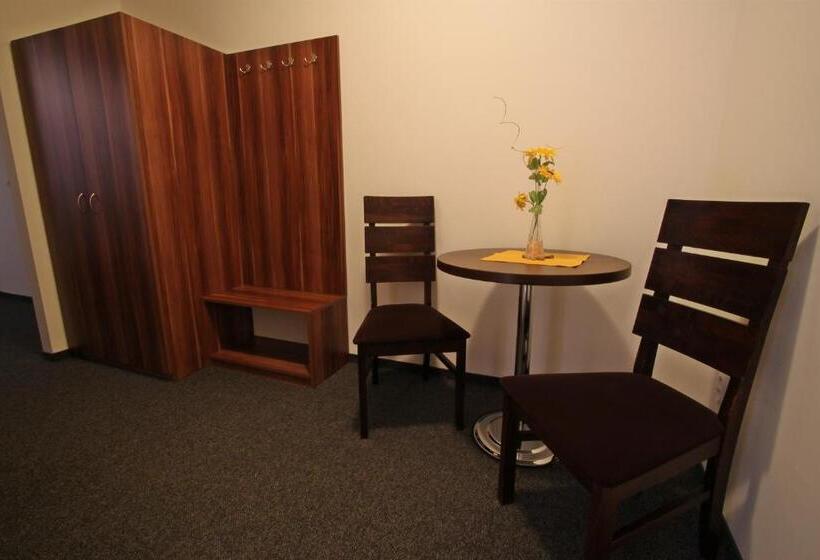 ペンション Penzión Pagy