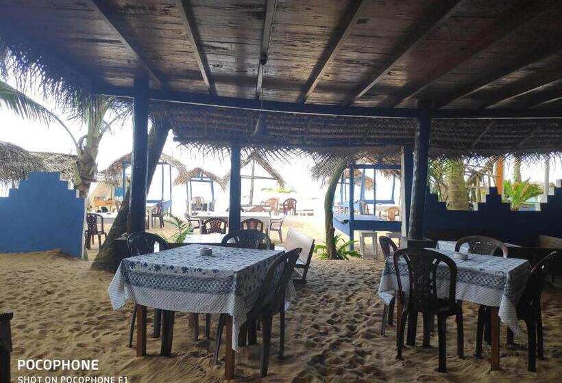 Majatalo Summer Lanka Beach Side