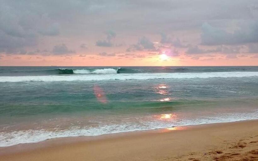 Majatalo Summer Lanka Beach Side