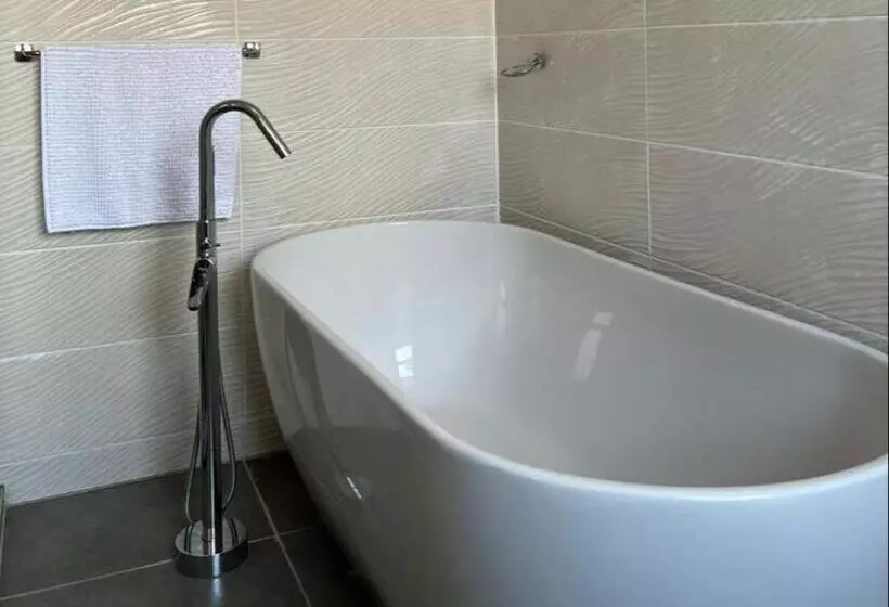 ペンション The Farm Boutique Guest House