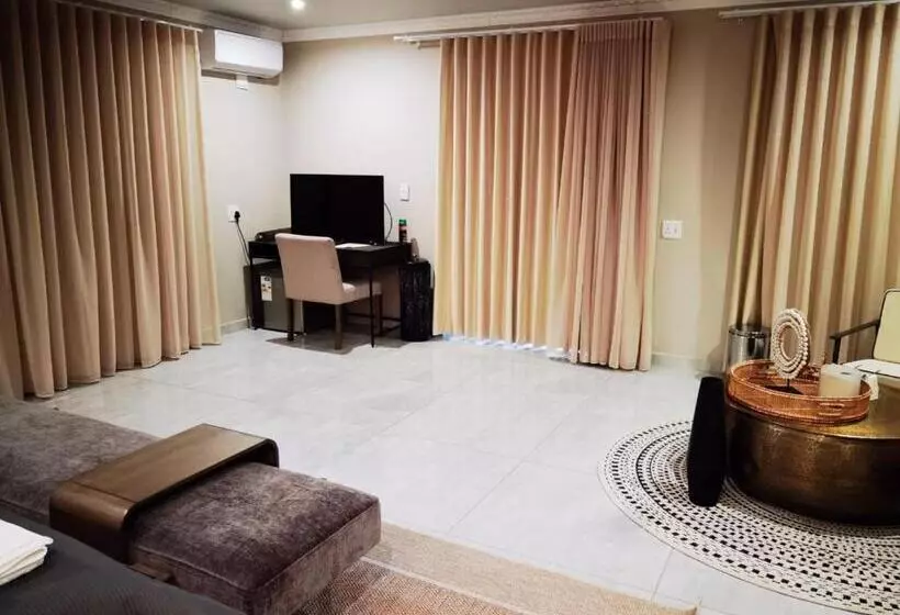 ペンション The Farm Boutique Guest House