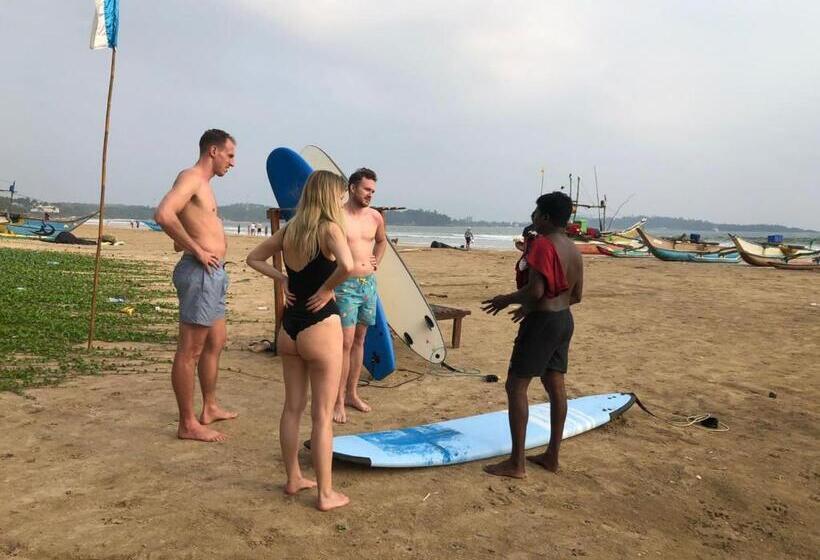 بنسيون The Sea View Villa Surf School